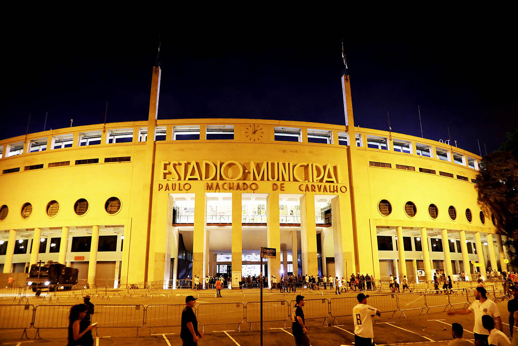 Fachada do Estádio Paulo Machado de Carvalho, o Pacaembu
