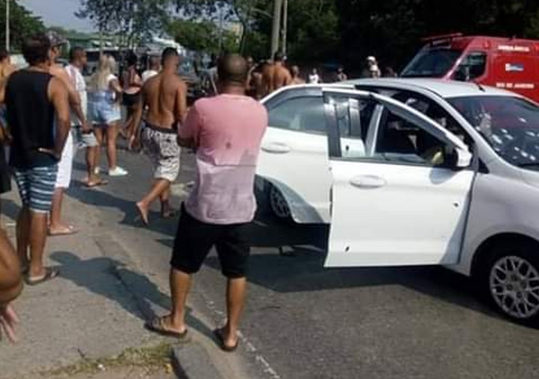 Militares mataram uma pessoa depois de efetuar 80 disparos contra o carro de uma família neste domingo (5), em Guadalupe, na Zona Norte do Rio de Janeiro