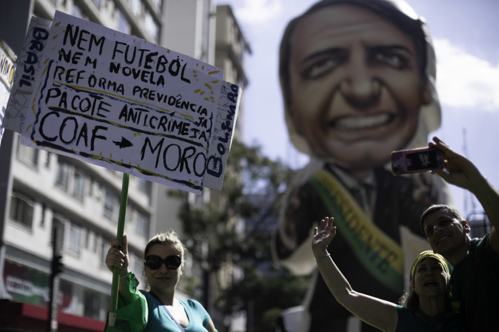 Andreazza: Cheias ou não, manifestações ajudam o Governo? Acho que não