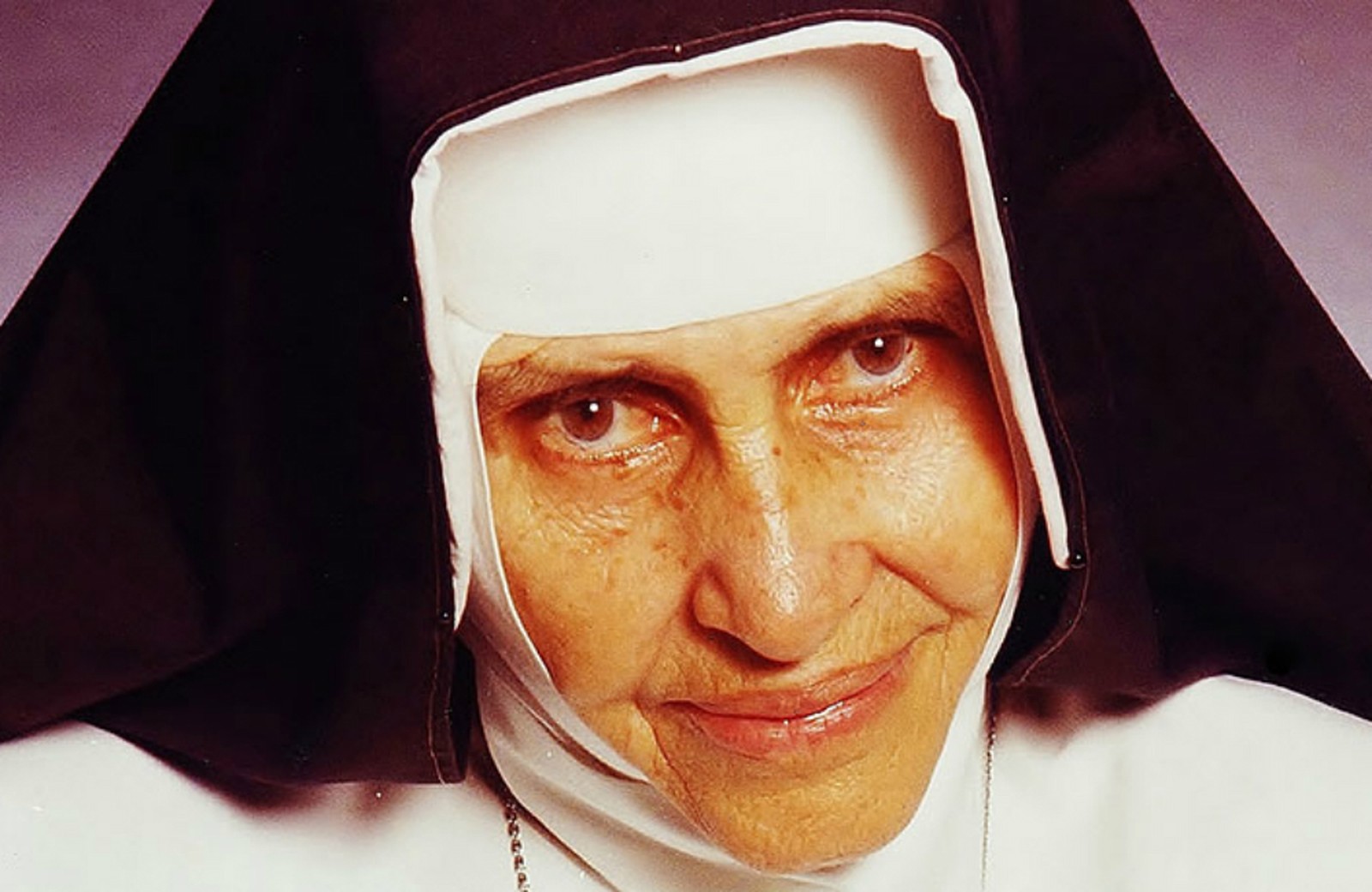 Irmã Dulce será proclamada Santa e será a primeira mulher nascida no Brasil a ser canonizada