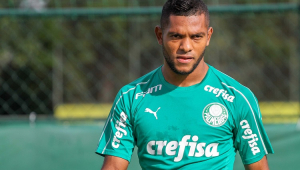 Miguel Borja treinando no CT do Palmeiras