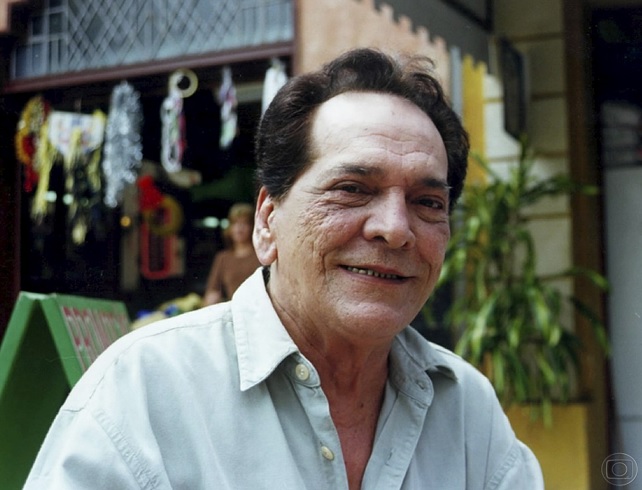 O ator Lúcio Mauro