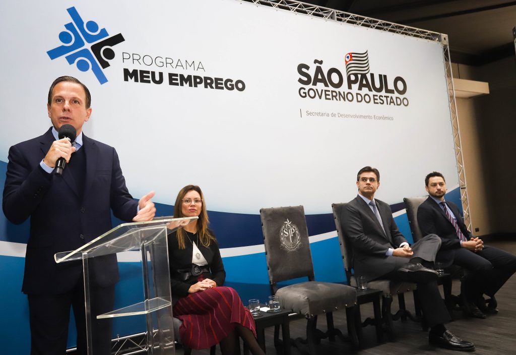 O governo de São Paulo lançou nesta terça-feira (4) o programa Meu Emprego, ofertando 130 mil vagas para diferentes cursos profissionalizantes