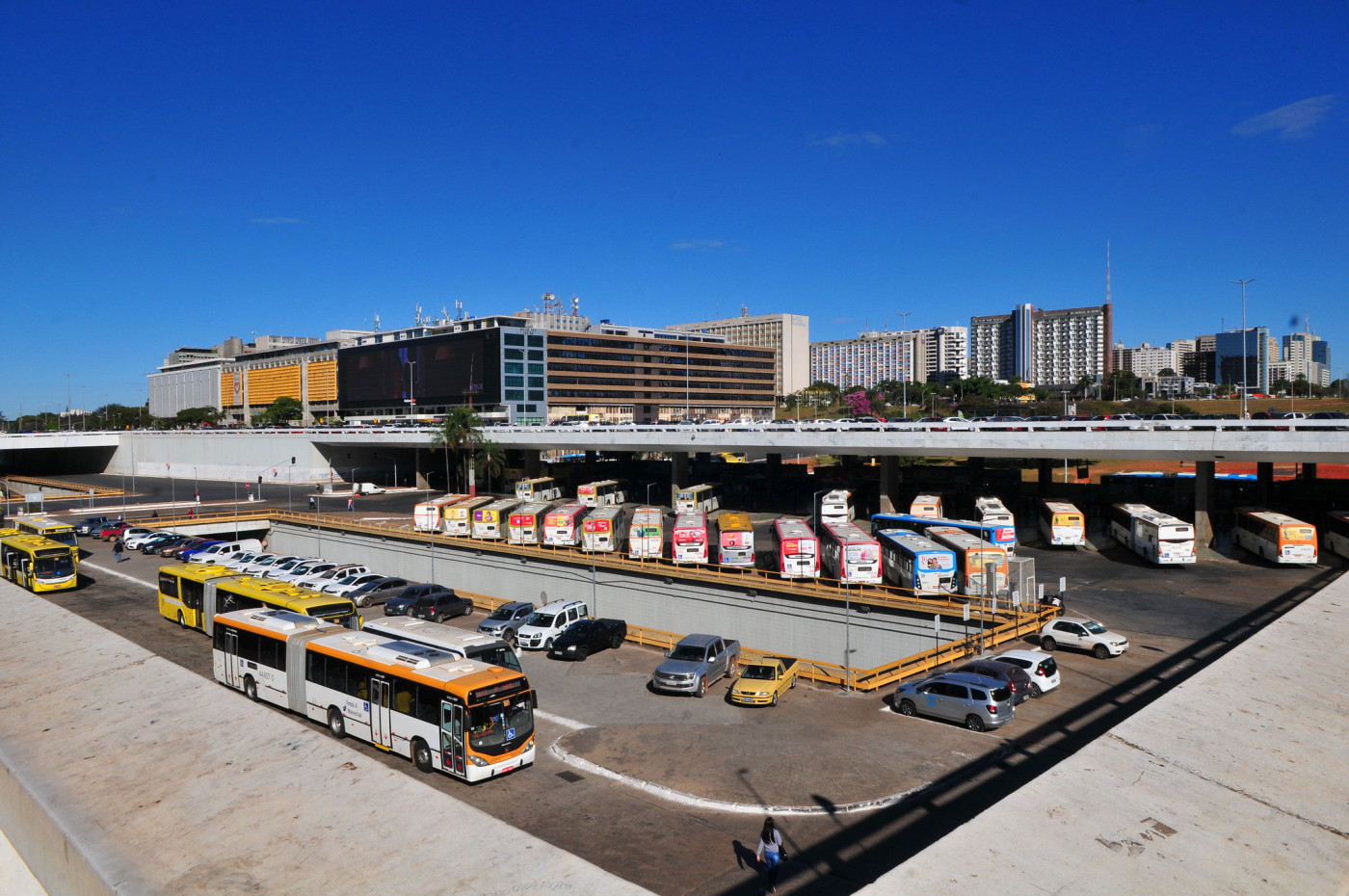 Relatório aponta risco de desabamento de rodoviária de Brasília