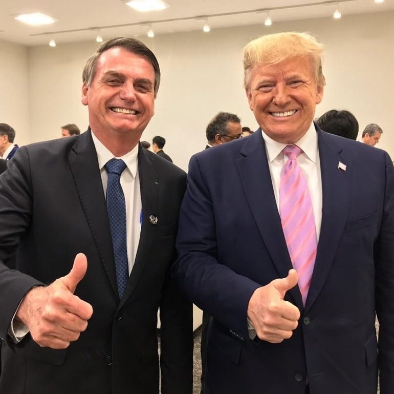 O presidente Jair Bolsonaro e o presidente dos Estados Unidos, Donald Trump, se reuniram nesta sexta-feira (28) durante a cúpula do G-20, em Osaka, no Japão