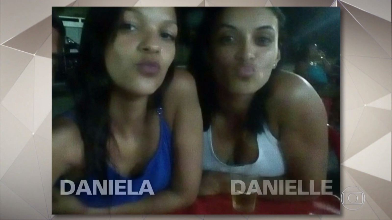 Daniela Estevão Fortes, de 24 anos, era procurada pela polícia, mas a irmã dela, Danielle, de 26 anos, ficou 11 dias detida em seu lugar