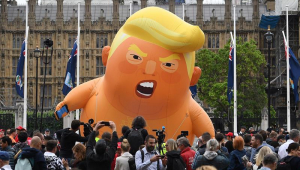 O boneco inflável que representa o presidente dos Estados Unidos, Donald Trump, batizado de 'Baby Trump'