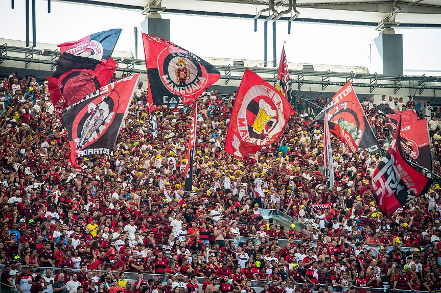 Torcida do Flamengo é a maior do Brasil, de acordo com a pesquisa da Sport Track
