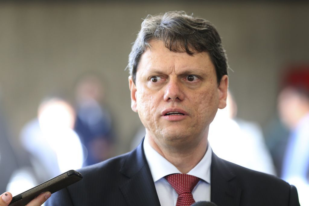 Alta nos preços dos alimentos não foi influenciada por transportes, defende ministro da infraestrutura – jovem pan