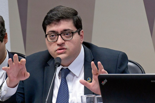 Proposta para zerar ICMS é 'remédio errado' para alta dos combustíveis, diz secretário da Fazenda de SP