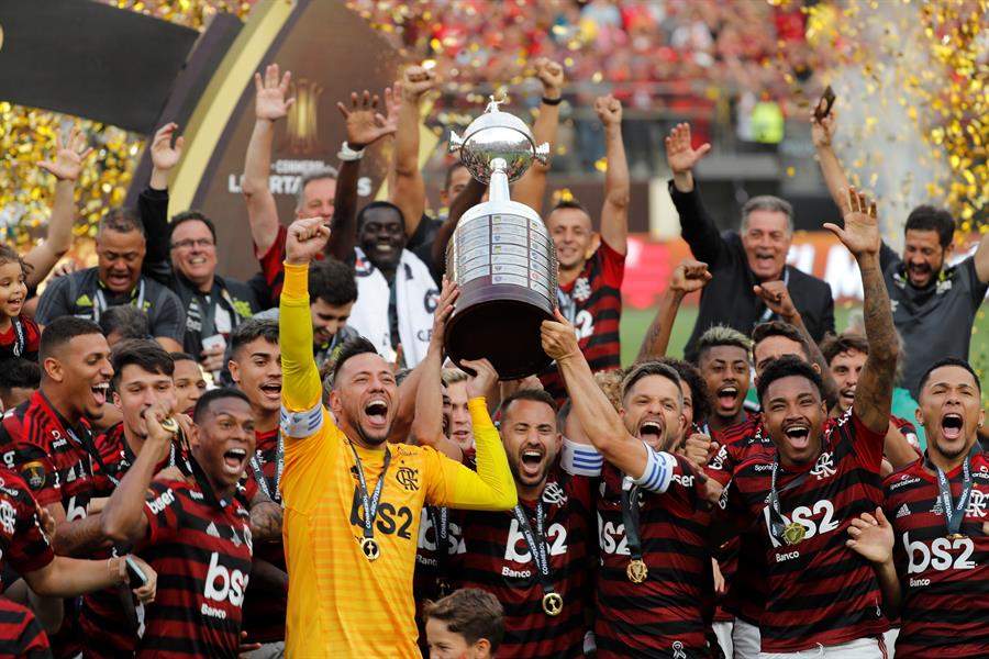 Flamengo lança anuário da temporada de 2019, com detalhes de todos os jogos  e conquistas - Esporte - Extra Online