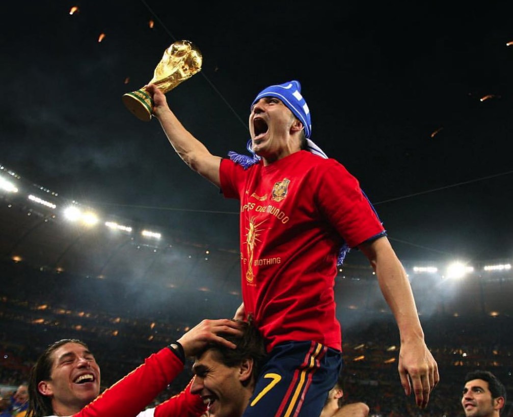 David Villa comemorando título da Espanha