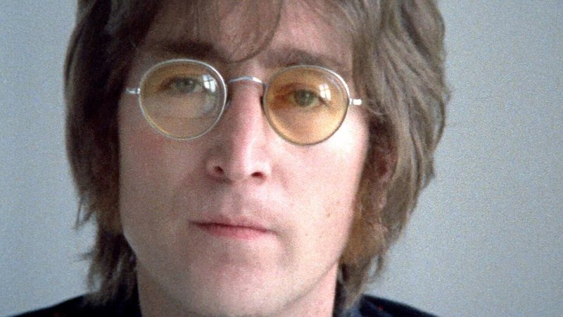 Par de óculos de John Lennon é leiloado em Londres; veja valor | Jovem Pan