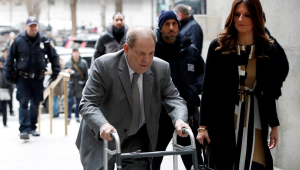 Tribunal de Nova York anula condenação do ex-produtor Harvey Weinstein por crime sexual