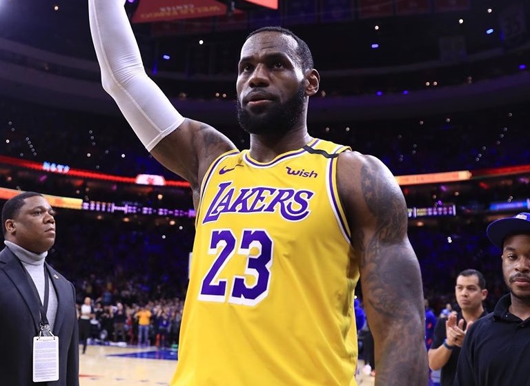 Chuá histórico: LeBron James se torna o maior pontuador de todos os tempos