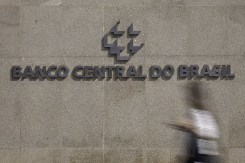 Economista elogia atuação do Banco Central e espera que Copom mantenha a taxa de juros em 13,75%: ‘Melhor decisão’