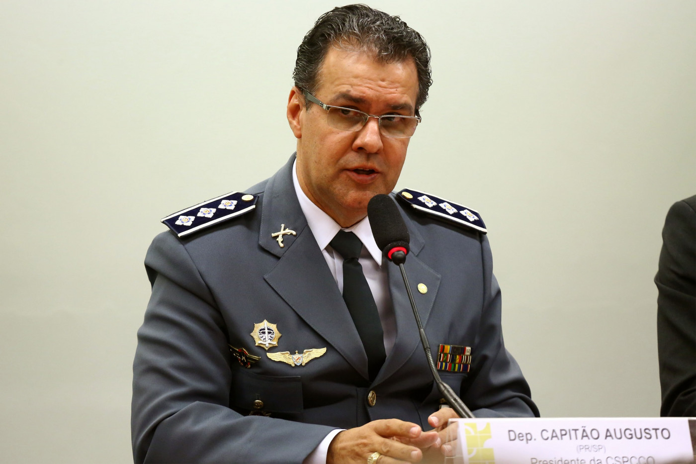 Capitão Augusto é o líder da bancada da bala na Câmara dos Deputados