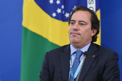 Presidente da Caixa Econômica explica como será o pagamento do Auxílio Brasil, que começa hoje