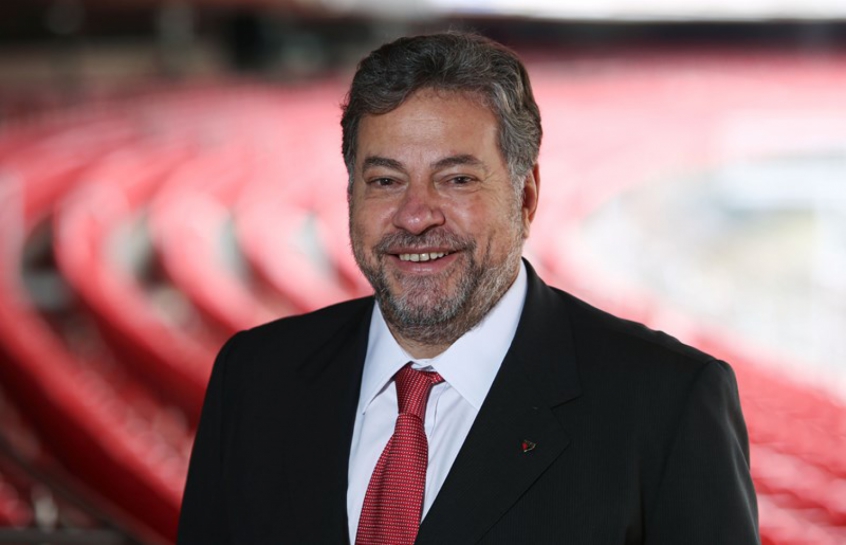 Casares é o atual presidente do São Paulo