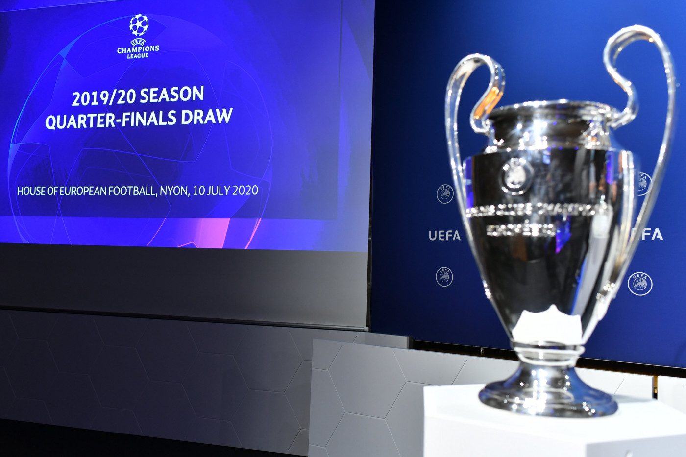 Uefa define jogos das oitavas de final da Liga dos Campeões da