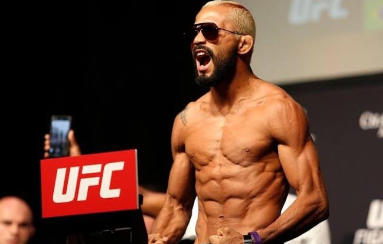 José Aldo é nocauteado por russo no UFC 251 e fica sem cinturão