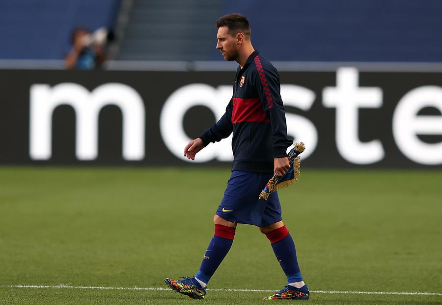 Messi vai deixar o PSG ao fim da temporada, afirma rádio francesa