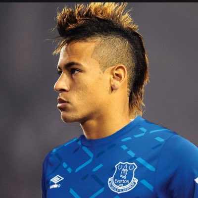Richarlison está usando de perfil uma montagem de Neymar com a camisa do Everton, da Inglaterra