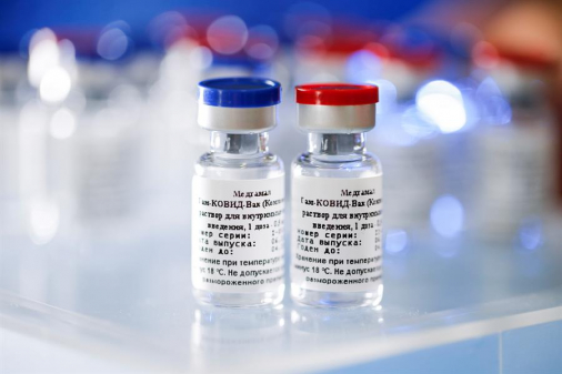 Vacina russa é segura e induziu resposta imune contra a Covid-19, diz estudo preliminar