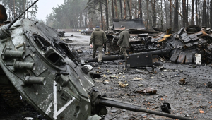 Rússia intensifica ofensiva contra a Ucrânia; Kiev diz ter 'direito' de atacar alvos russos