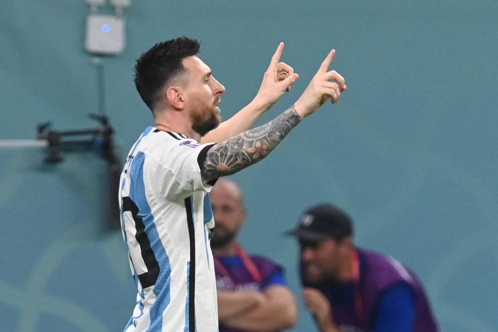 Presidente do Barcelona abre o jogo e fala sobre a possibilidade de recontratar Messi; confira