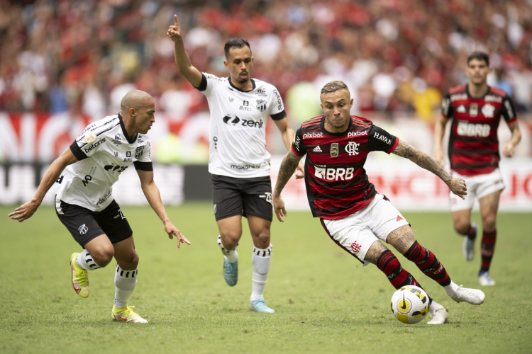 Flamengo empata com o Ceará em casa e perde chance de se aproximar do líder Palmeiras 3 agf20220904085