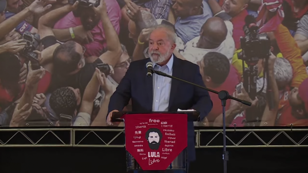 'Fui vítima da maior mentira jurídica contada em 500 anos de história', diz Lula