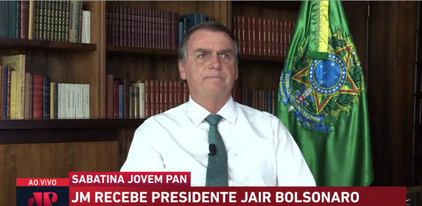 'Se não fosse eu o presidente, o Brasil já estaria em uma ditadura', afirma Jair Bolsonaro