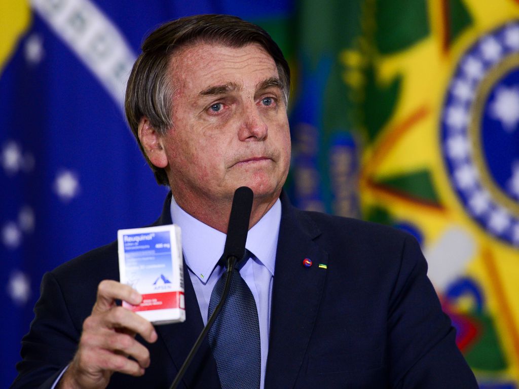 Bolsonaro na posse de Eduardo Pazuello