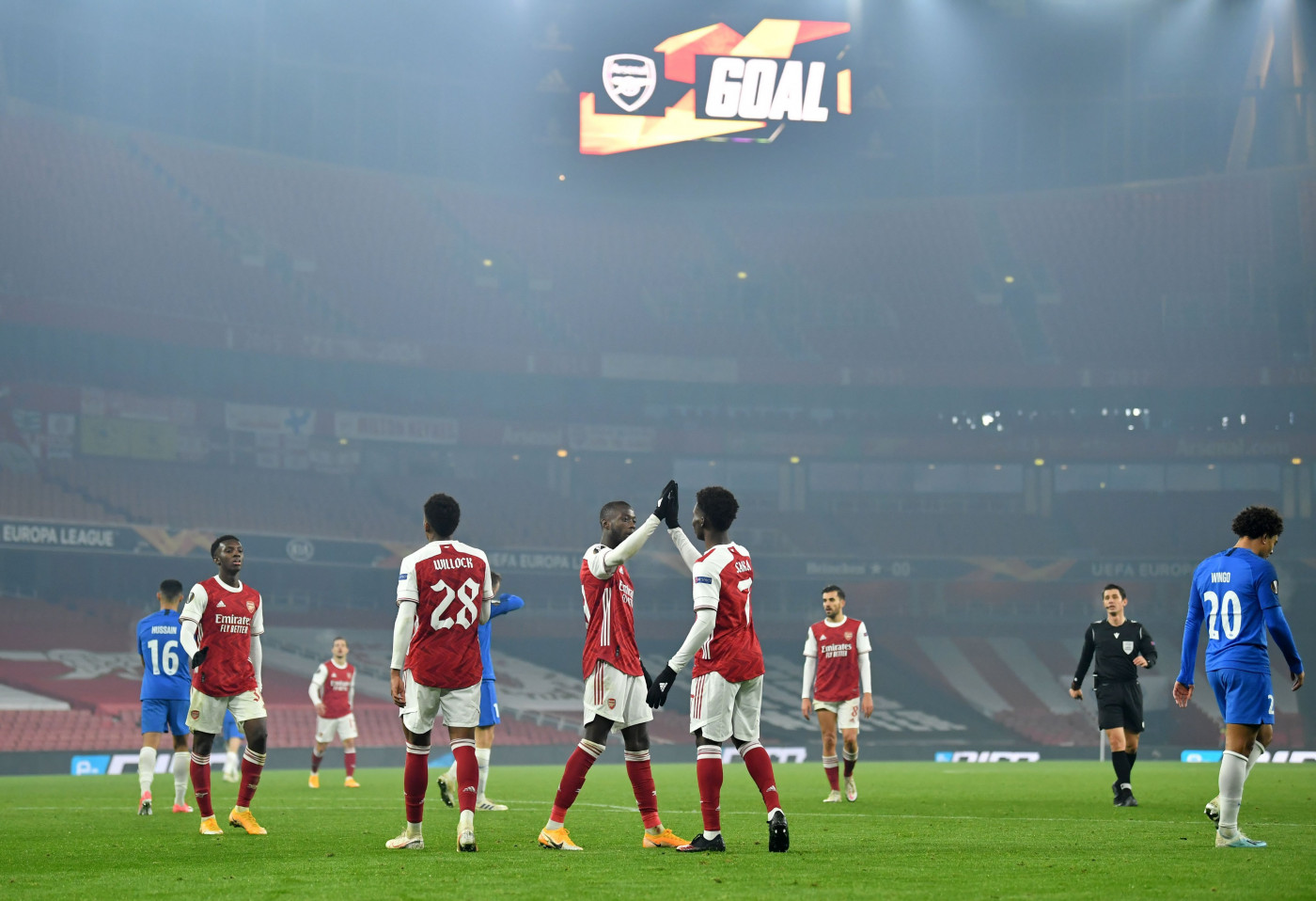 Arsenal abre vantagem, mas deixa Liverpool empatar em jogo com 3 gols de  brasileiros - Jornal de Brasília