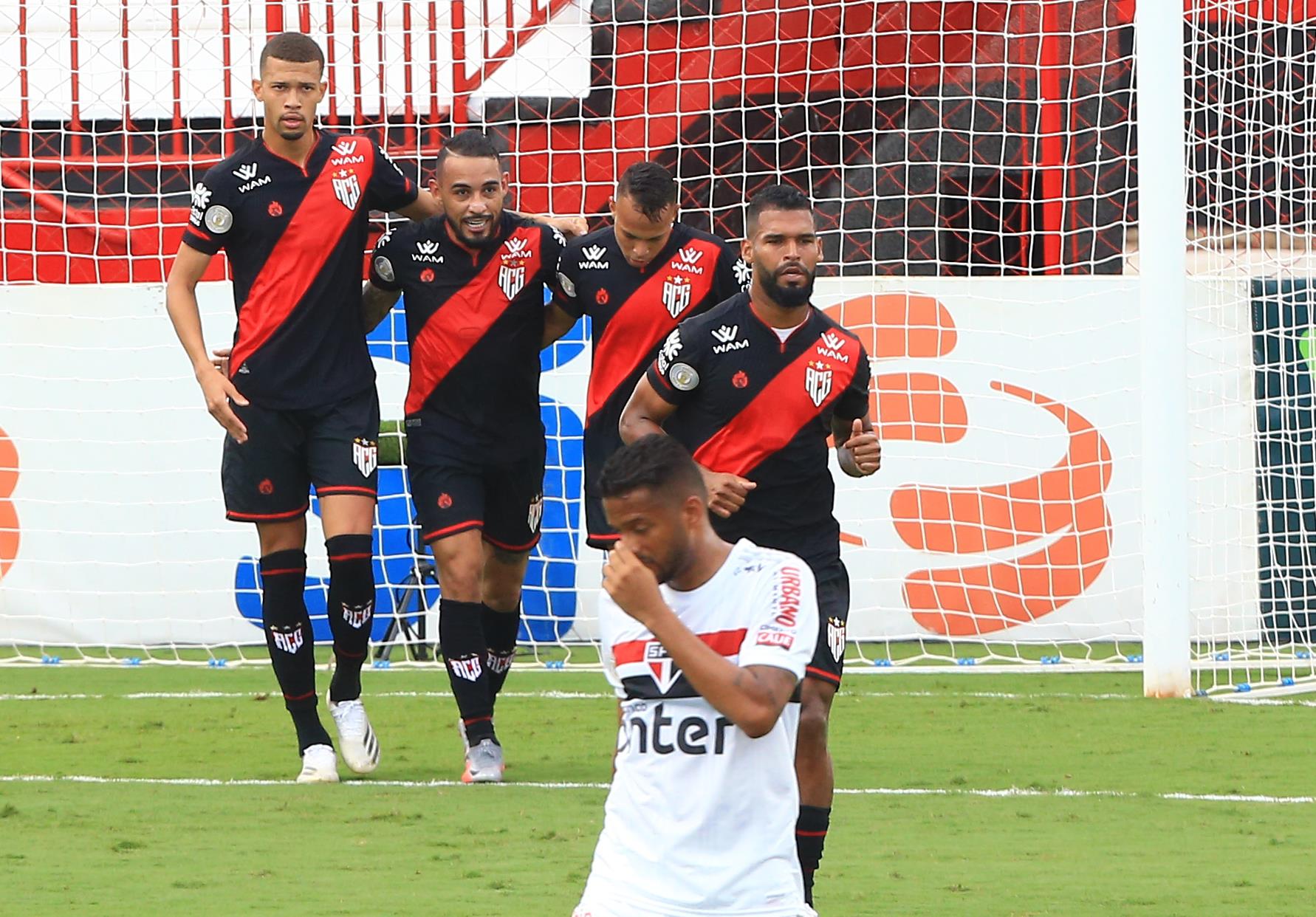 Futebol também se aprende no  - Estadão