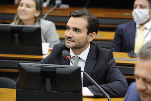 'Não aumenta em nada a impunidade', diz relator sobre PEC da imunidade parlamentar