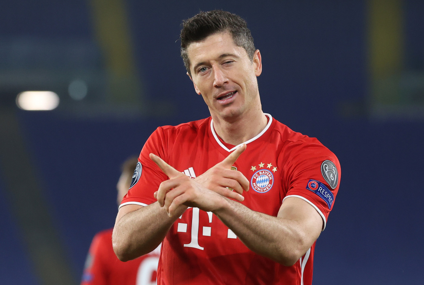 Lewandowski termina como artilheiro da Bundesliga com 35 gols