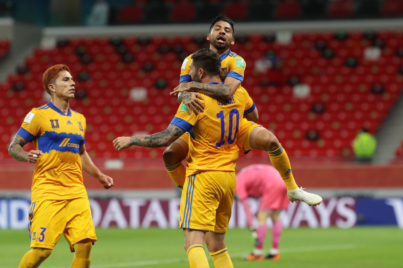 Gignac celebra gol do Tigres no Mundial de Clubes