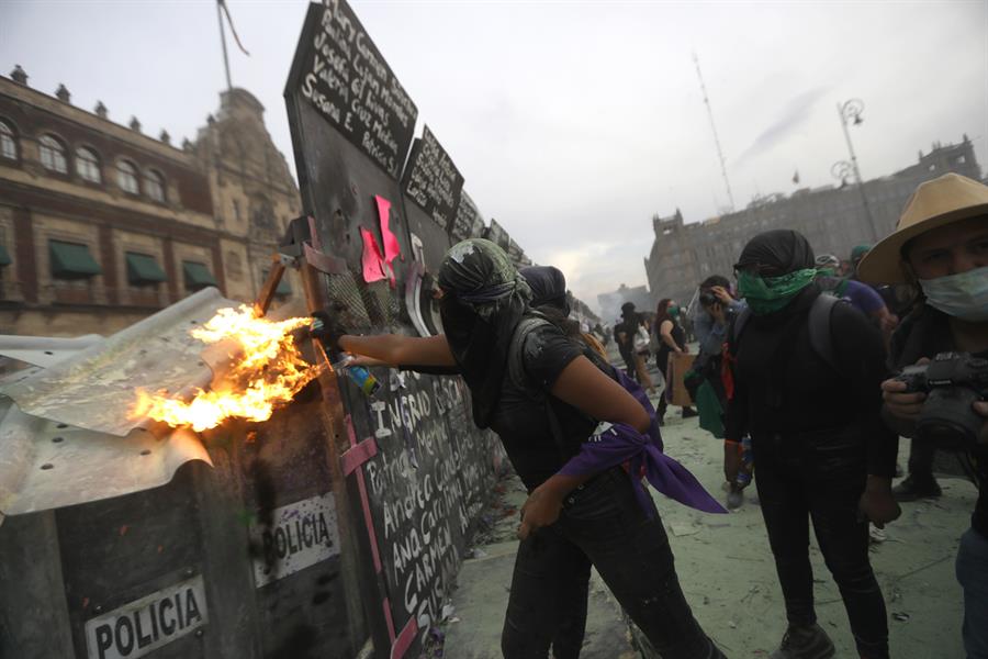 Protesto pelo Dia Internacional da Mulher na Cidade do México