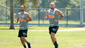Madson e André Luis durante treinamento no Corinthians