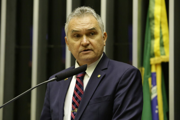 Deputado General Girão analisa trocas nas Forças Armadas