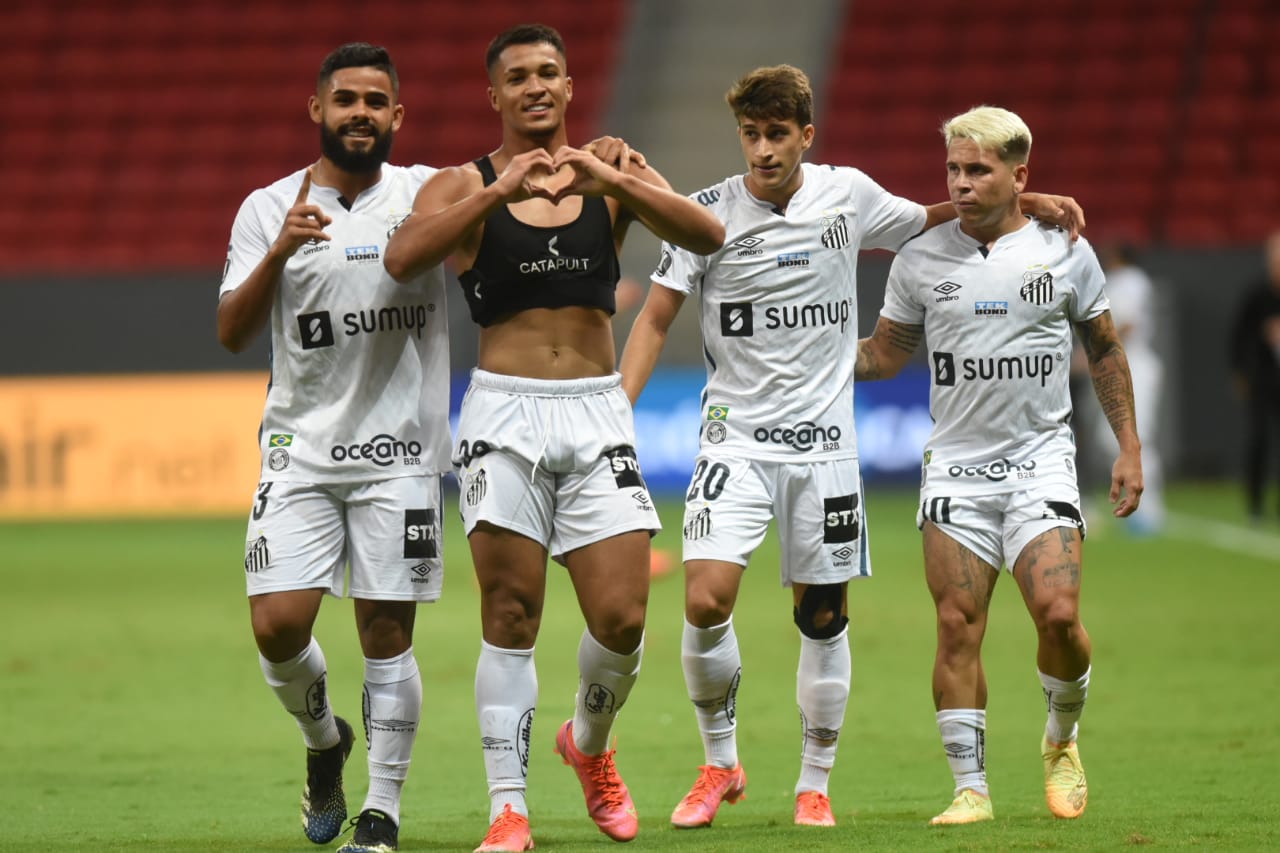 O Santos venceu o San Lorenzo pela Copa Libertadores