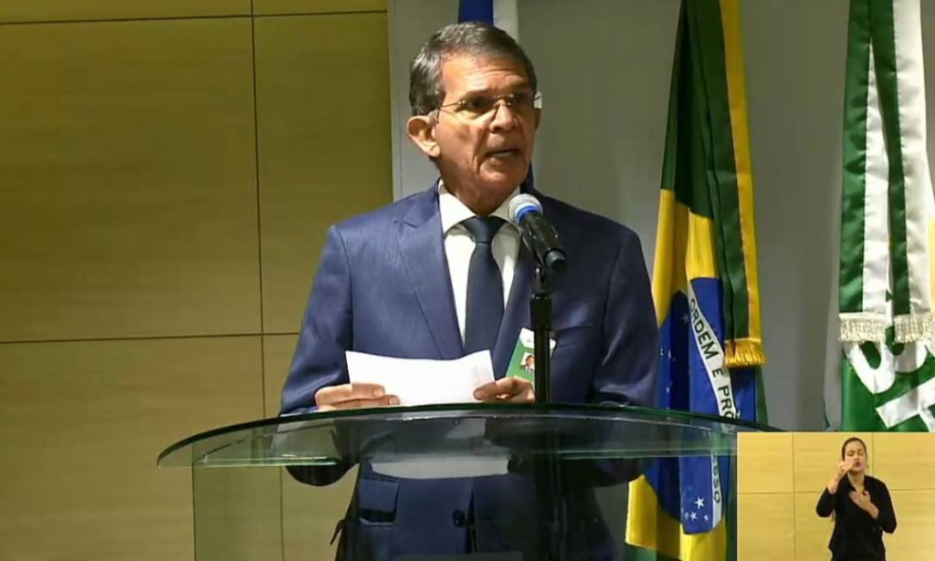 Joaquim Silva e Luna toma posse como presidente da Petrobras: 'Chego  ouvindo mais e falando menos' | Jovem Pan