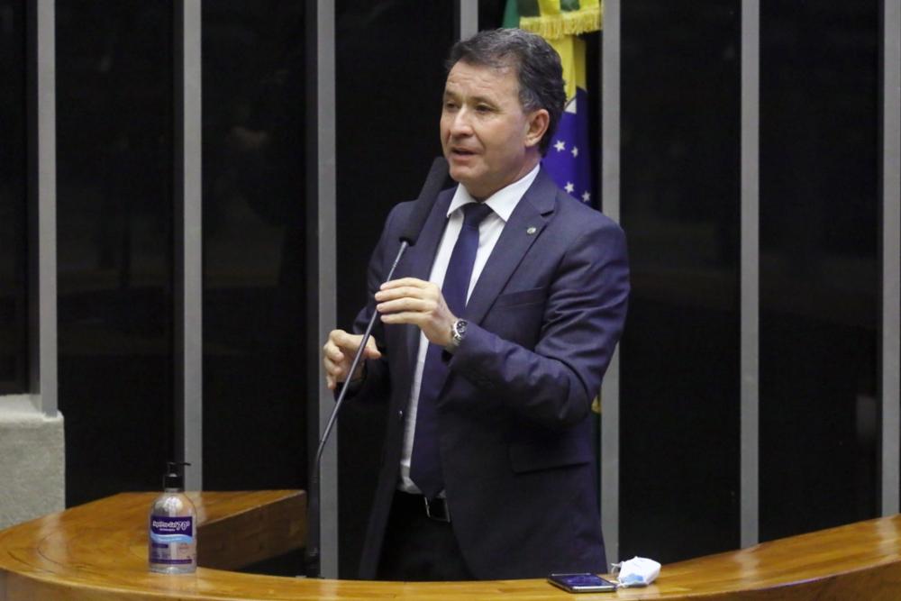 O deputado Darci de Matos (PSD - SC) em pronunciamento na Câmara dos Deputados
