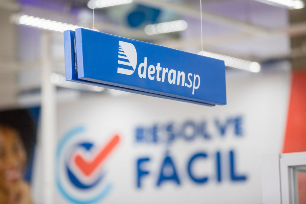 Detran-SP divulga calendário anual de licenciamento de 2023