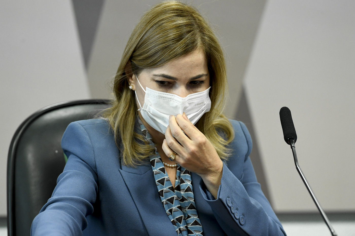 A secretária do Ministério da Saúde, Mayra Pinheiro, durante pronunciamento na CPI da Covid-19