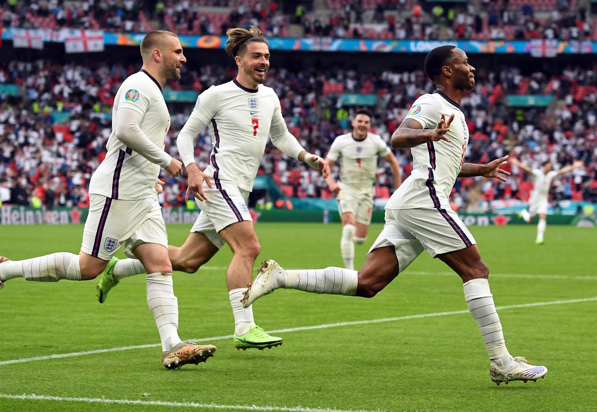 Sterling marcou na vitória da seleção inglesa diante da Alemanha, pela Eurocopa