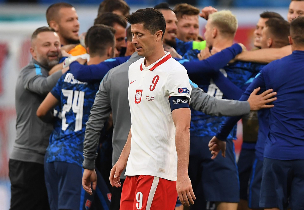 Lewandowski lamenta derrota da Polônia para Eslováquia