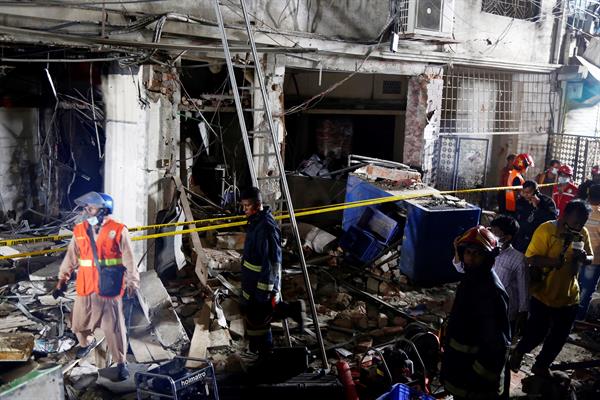 Explosão em prédio em Bangladesh